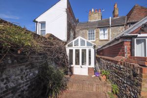 Photo 16- click for photo gallery